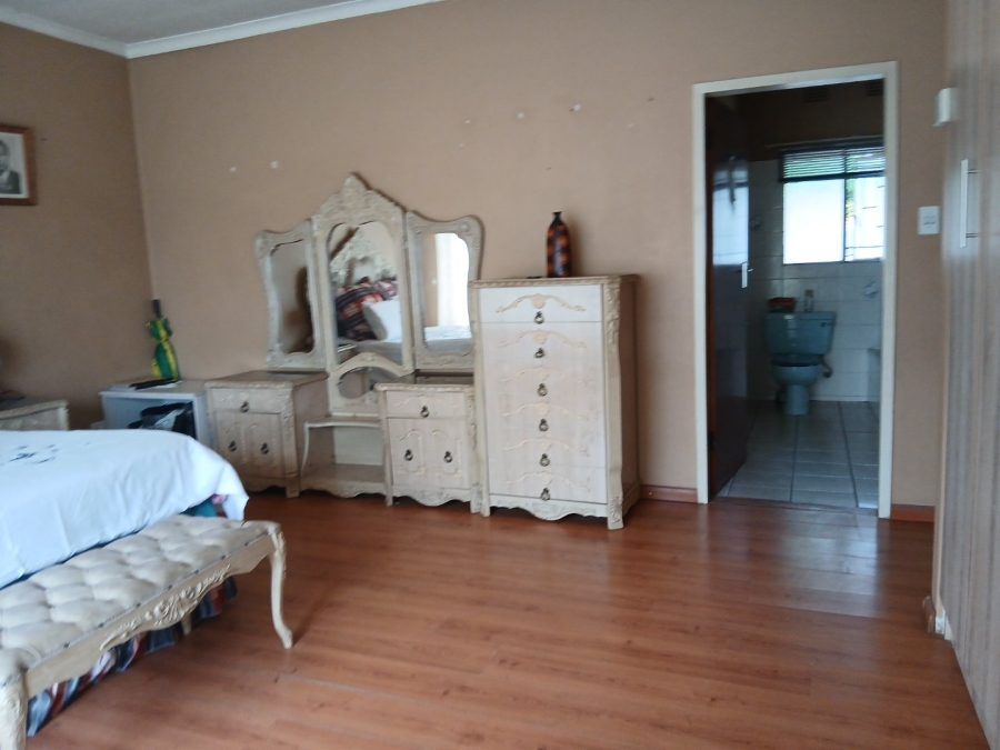 3 Bedroom Property for Sale in Rustenburg Central North West